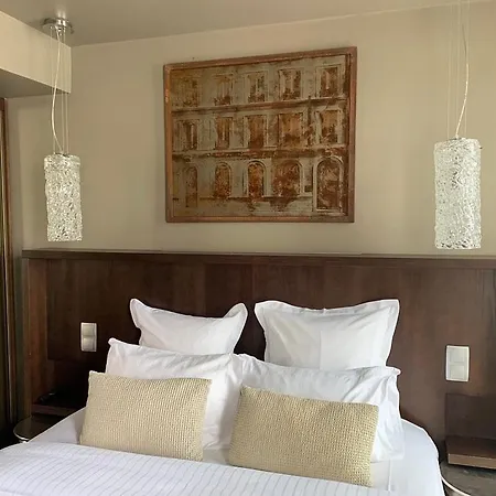 Montmarthe Aparthotel *